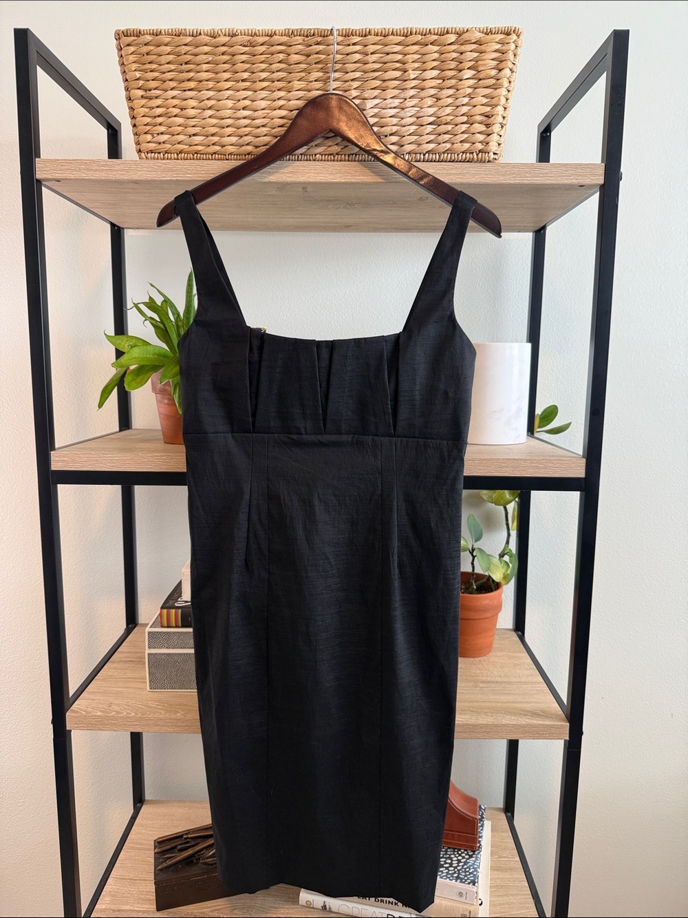 NWT Calvin Klein Taffeta Knee Length Tailored Little Black Dress, 8
